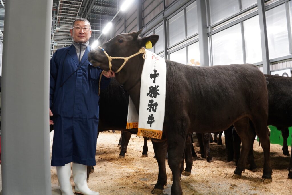 ジェネティクス北海道 新ホクレン十勝地区家畜市場 北美津久産子 千葉典弘さま