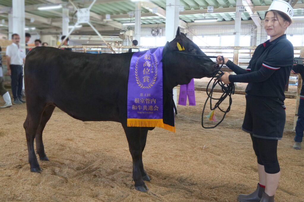ジェネティクス北海道 博紅葉産子 株式会社井出牧場様